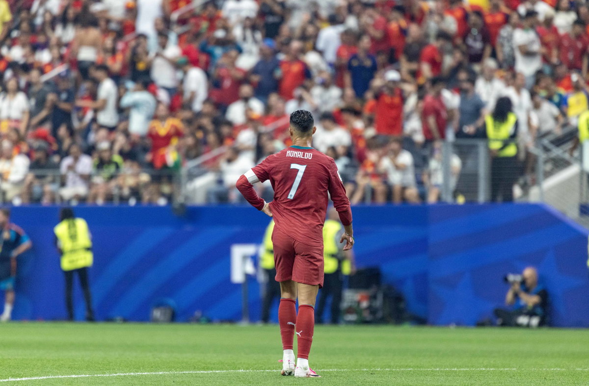 “Never Be a Problem”: Portugal’s New Coach Breaks Silence on Cristiano Ronaldo Amid Retirement Calls After World Cup Exit