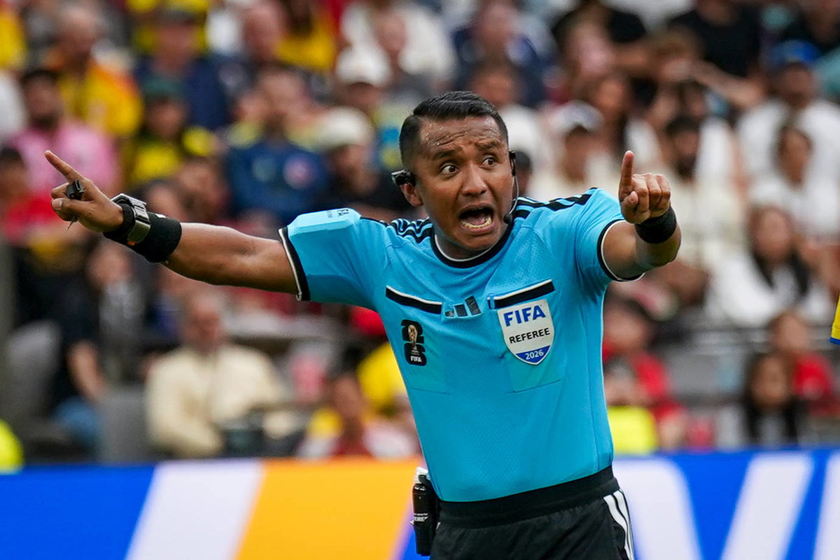 Who Are the Referees for France vs Spain at FIFA World Cup Semi Finals?