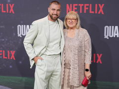 CA: Netflix s QUARTERBACK Los Angeles Premiere &#8211; Arrivals (L-R) Travis Kelce and mom Donna Kelce at the Netflix s QUARTE