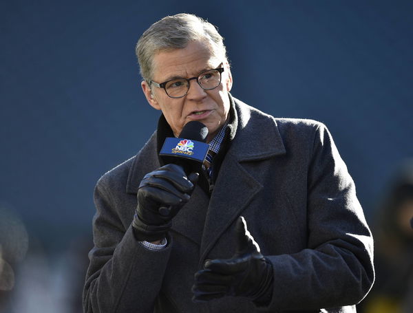 NBC sports host Dan Patrick talks prior to an NFC divisional playoff game between the Philadelphia E