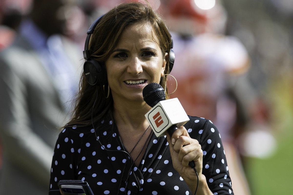 The Athletic Podcasters Defend Dianna Russini by Comparing Her Treatment to the Adam Schefter Controversy
