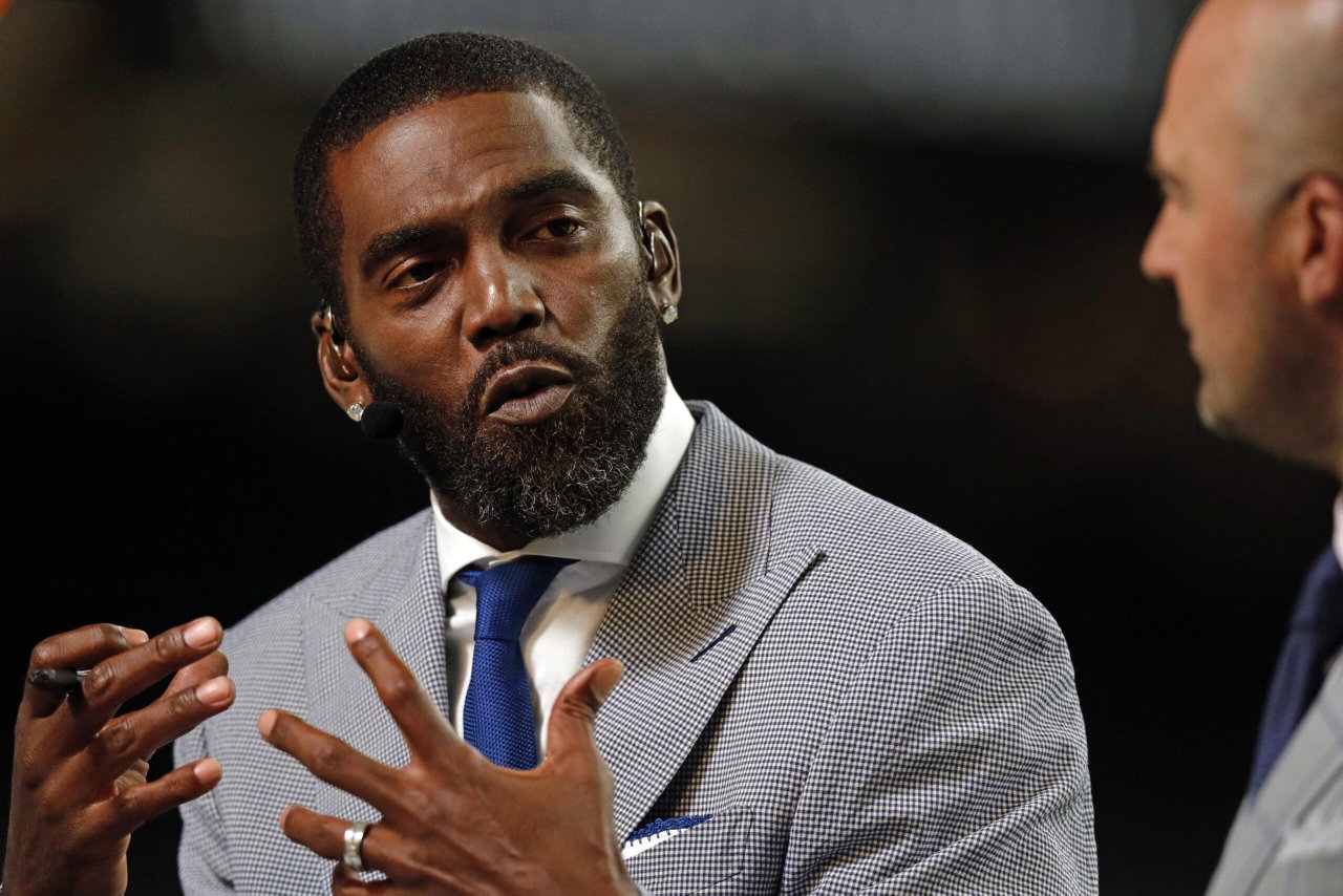 “You’re the Reason We Lost”: Randy Moss Pins the Blame on HOFer for Vikings’ Brutal 1998 Loss