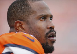 DENVER, CO – DECEMBER 22: Denver Broncos Linebacker Von Miller (58) during a regular season game between the Denver Bro