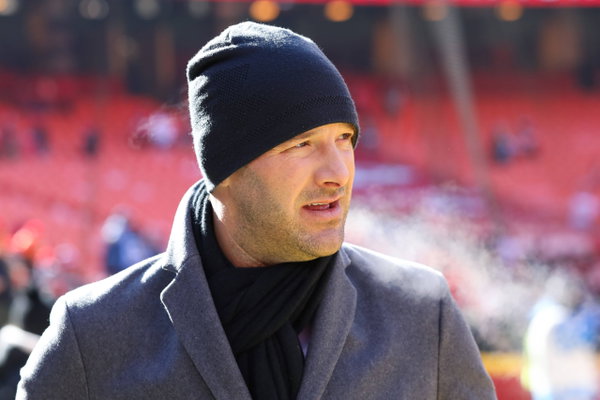 KANSAS CITY, MO – JANUARY 19: CBS broadcaster Tony Romo before the AFC Championship game between the Tennessee Titans an