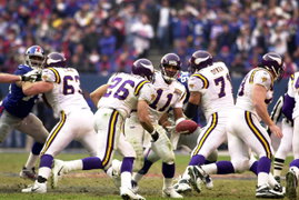 Daunte Culpepper Quarterback for the Minnesota Vikings in game action during a regular season NFL ga