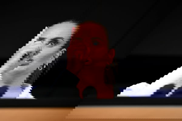 JELENA DOKIC PRESS CLUB, Jelena Dokic prepares to address the National Press Club of Australia in Canberra, Wednesday, D