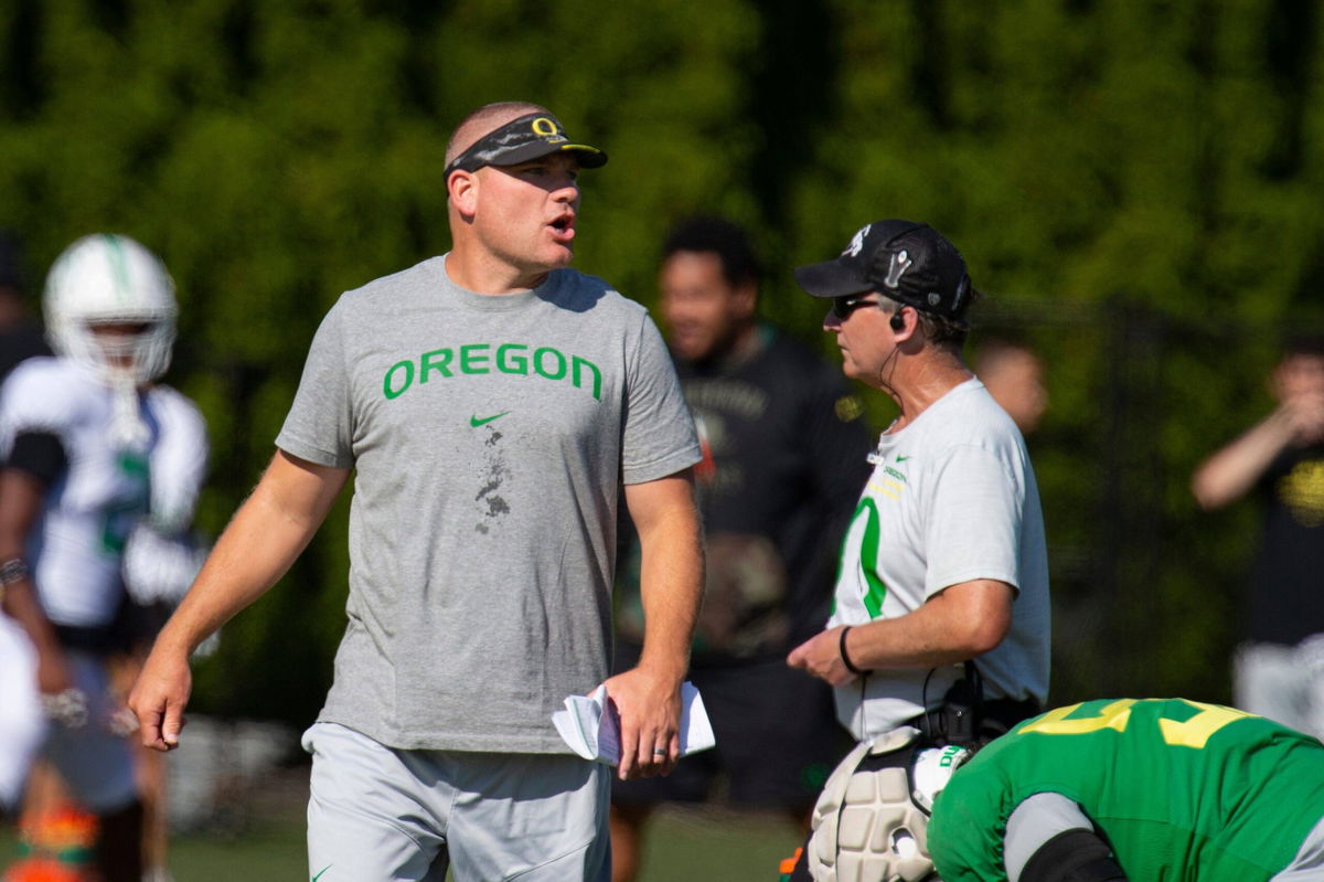 Oregon DC Tosh Lupoi Makes First Major Move for Cal After Head Coach Announcement