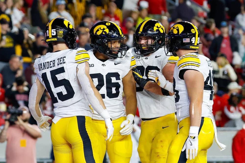 Iowa DB Confesses to Coughing ‘Blood’ Mid-Game After Tough Oregon Loss