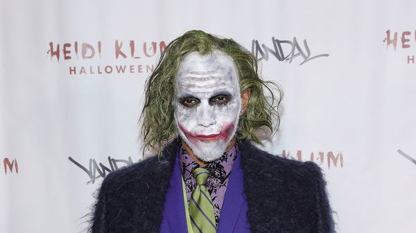 You Know How I Got These Scars: Lewis Hamilton Turned Up as the Joker ...