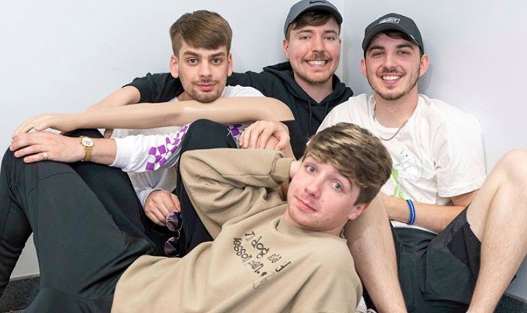 MrBeast s Close Friends Surprisingly Go Against Olympic Legend Michael MrBeast s Close Friends Surprisingly Go Against Olympic Legend Michael