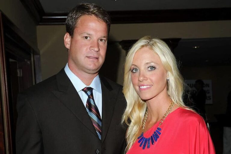 lane kiffin wife orange dress Lane and Layla Kiffin slay Halloween with outstanding duo costume