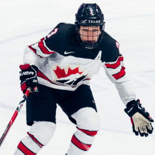 “Shameful”: Calls Mount Against Canada Women’s Hockey Over Offering USA Gold Over Miscommunication
