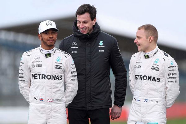 lewis-hamilton-toto-wolff-valtteri-bottas-001