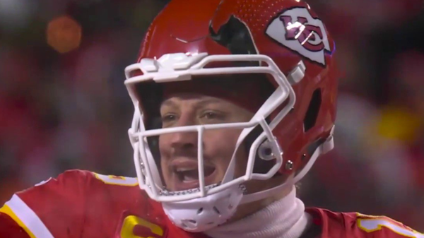 mahomes helmet