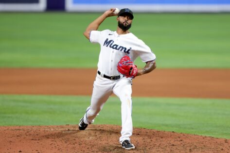 Mets-Yankees Forced to Swallow Bitter Pill as Sandy Alcantara Leads Marlins to New York’s Baseball Collapse