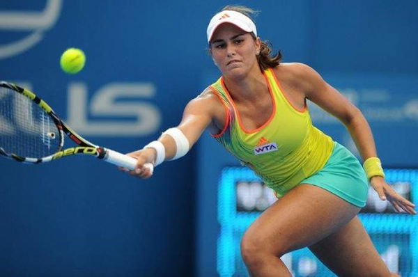 monica-puig-hires-victoria-azarenka-s-former-coach
