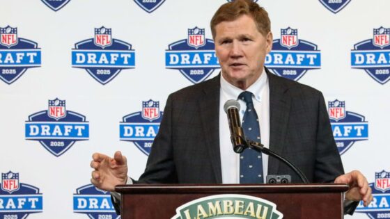What Is the NFL Draft Eligibility Criteria for College Players? Can a CFB Sophomore Declare for It?