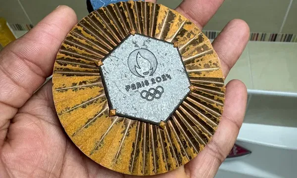 paris-olympics-bronze