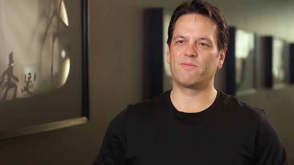 Xbox Head Phil Spencer and Nintendo President Comment on Sony's PS4 Fortnite  Crossplay Stance