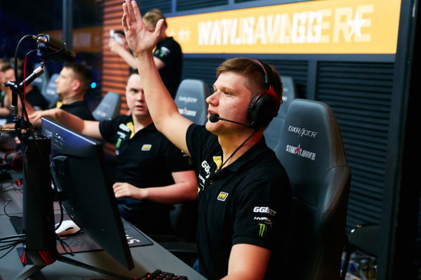 s1mple-csgo-navi-faze-clan