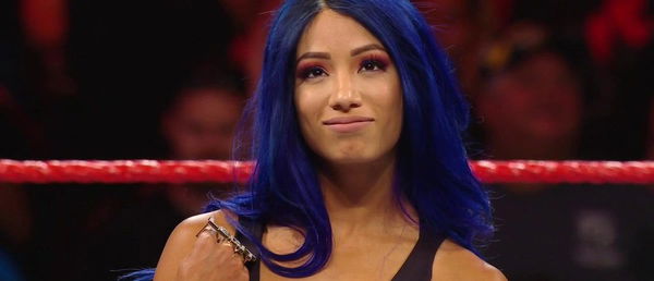 Sasha Banks Recalls Her Hair Accidentally Being Ripped Off Live On PPV