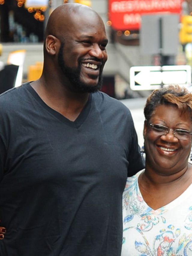 Mother Lucille's Strong Advice on How White People Have Changed With Time Helped Shaquille O'Neal Make His First White Friend: “Looked Just Like Larry Bird” - EssentiallySports