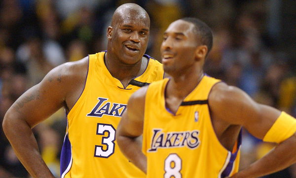 Los Angeles Lakers&#8217; center Shaquille O&#8217;Neal (L) la