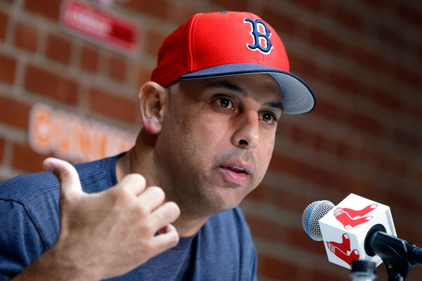 sign-stealing-alex-cora-ap-jc-200115_hpMain