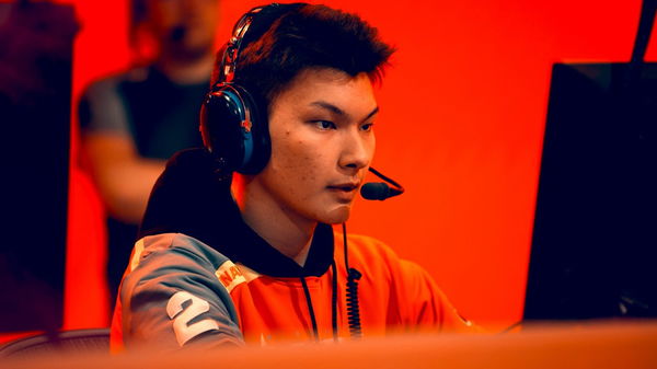 sinatraa-accused-of-sexual-abuse-by-exgirlfriend-cleoh-valorant-overwatch-pro