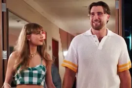 taylor-Taylor Swift and Travis Kelce-travis-kelce-tight-end-university-1-062425-1b5221dcf2a548d8b2e49067cd3294f1